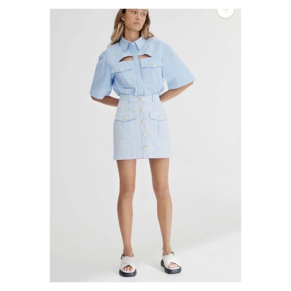 NWT SIGNIFICANT OTHER Regina Shirt Light Blue Cutout Belted Size US 4 - Picture 6 of 12